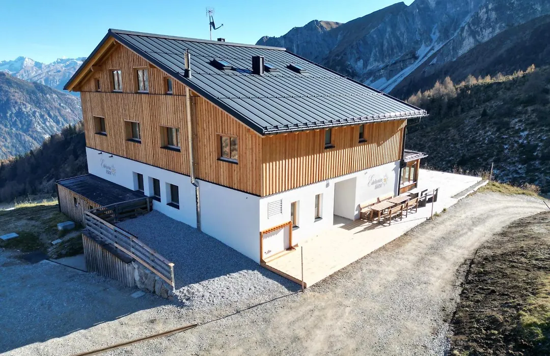 Edelweisshuette Ladurns-1